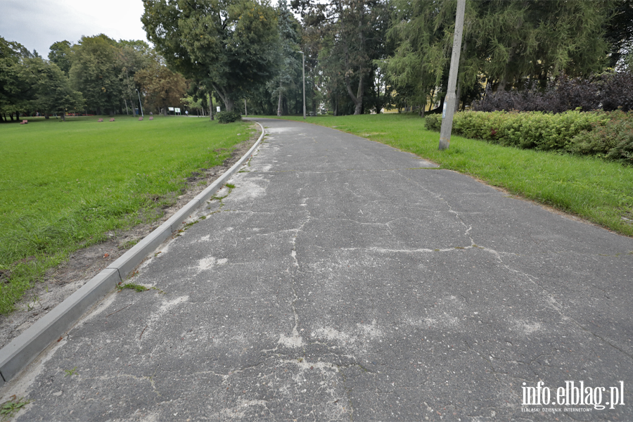 Elbl��anie zadecyduj�, czy Park Modrzewie przejdzie modernizacj�. Inwestycj� wyceniono na 770 tys. z�, fot. 19