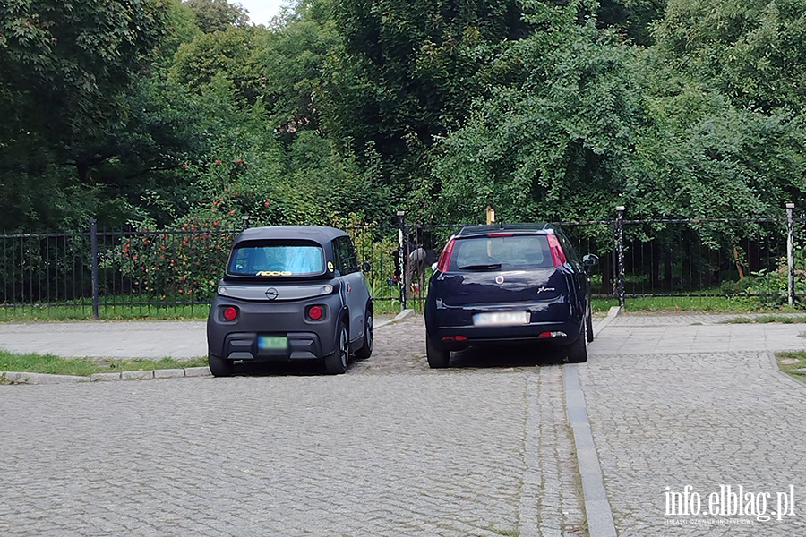 Mistrzowie Parkowania w Elbl�gu (cz�� 506), fot. 11