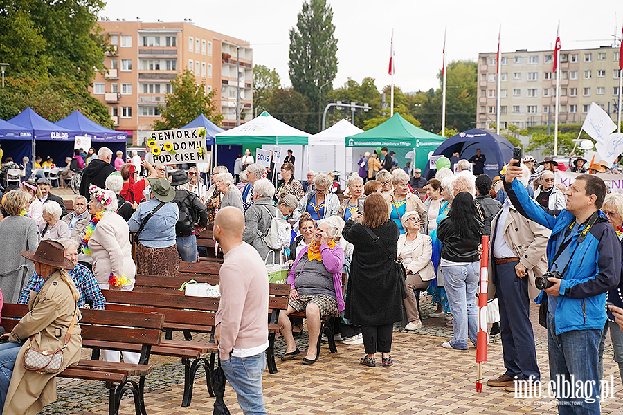 Rozpocz�y si� Elbl�skie Dni Seniora, fot. 42