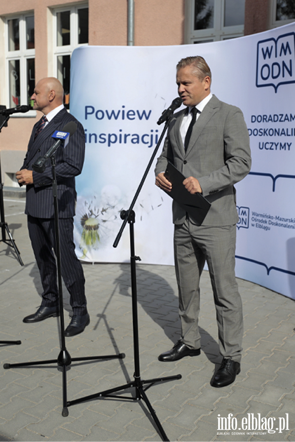 Otwarcie Biblioteki przy Saper�w 14F, fot. 1