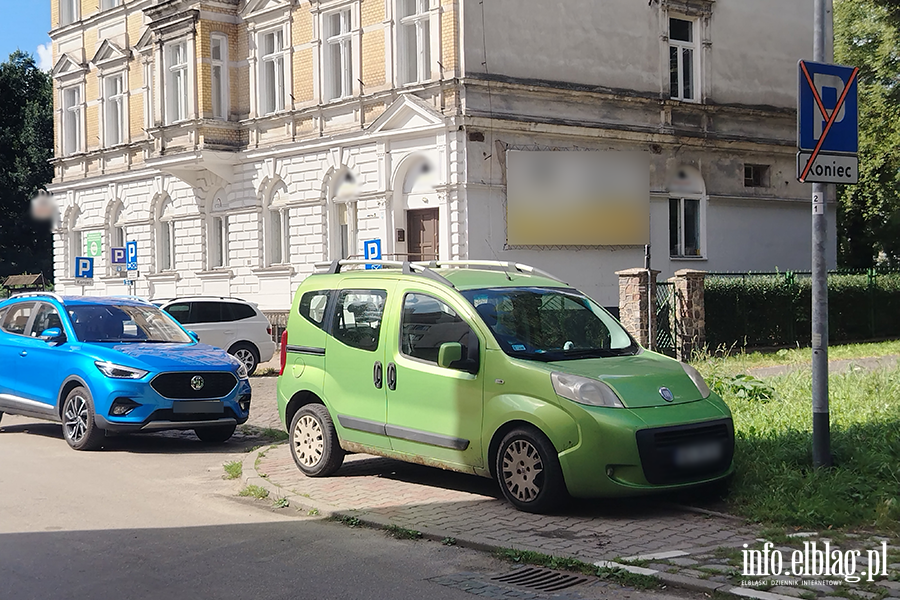 Mistrzowie Parkowania w Elbl�gu (cz�� 507), fot. 4