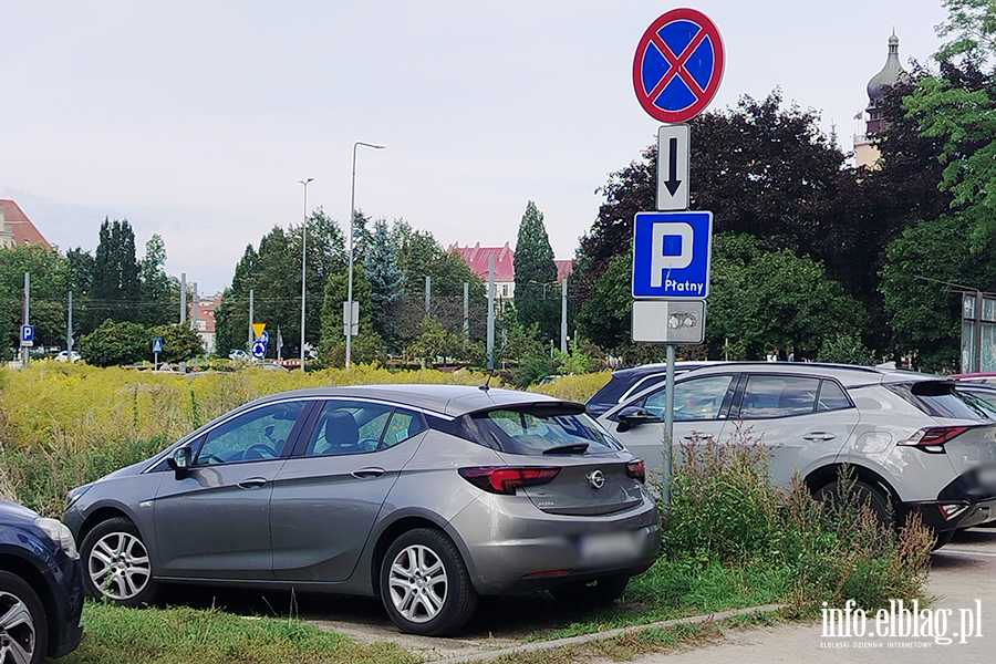 Mistrzowie Parkowania w Elbl�gu (cz�� 507), fot. 11