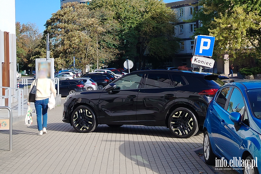 Mistrzowie Parkowania w Elbl�gu (cz�� 509), fot. 4