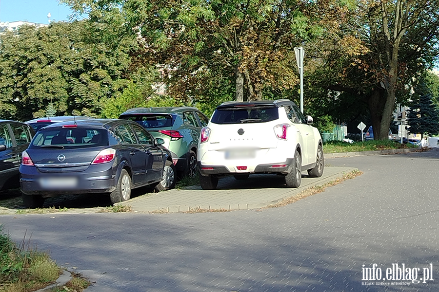 Mistrzowie Parkowania w Elbl�gu (cz�� 509), fot. 5