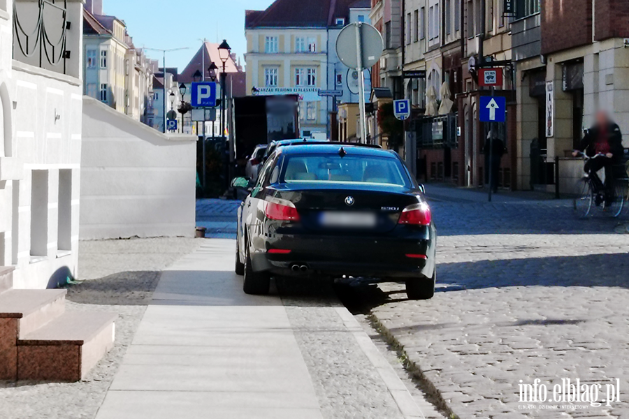 Mistrzowie Parkowania w Elbl�gu (cz�� 511), fot. 5