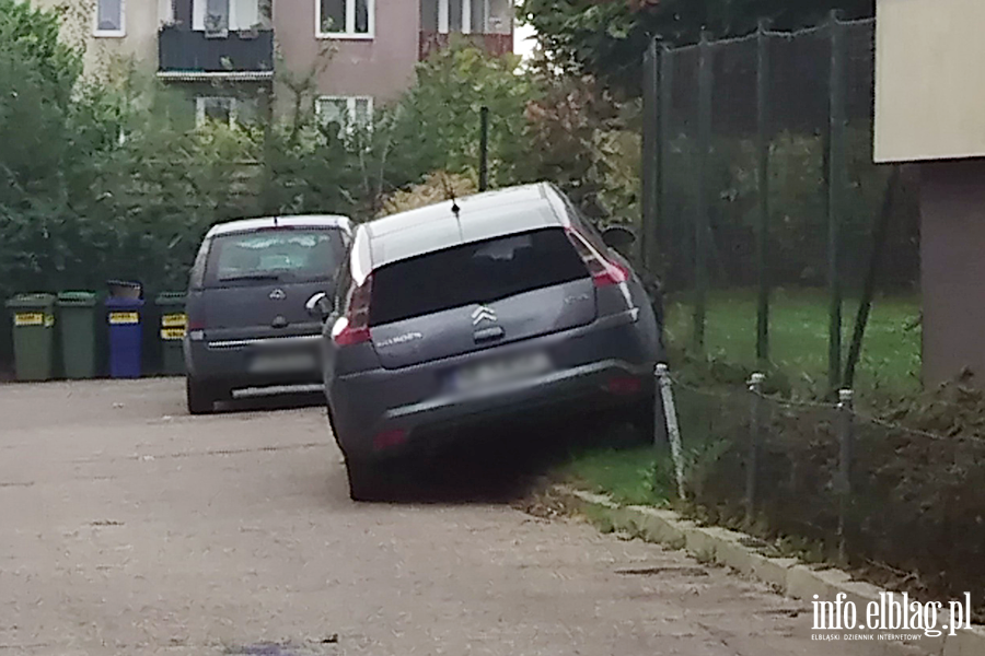 Mistrzowie Parkowania w Elbl�gu (cz�� 511), fot. 9