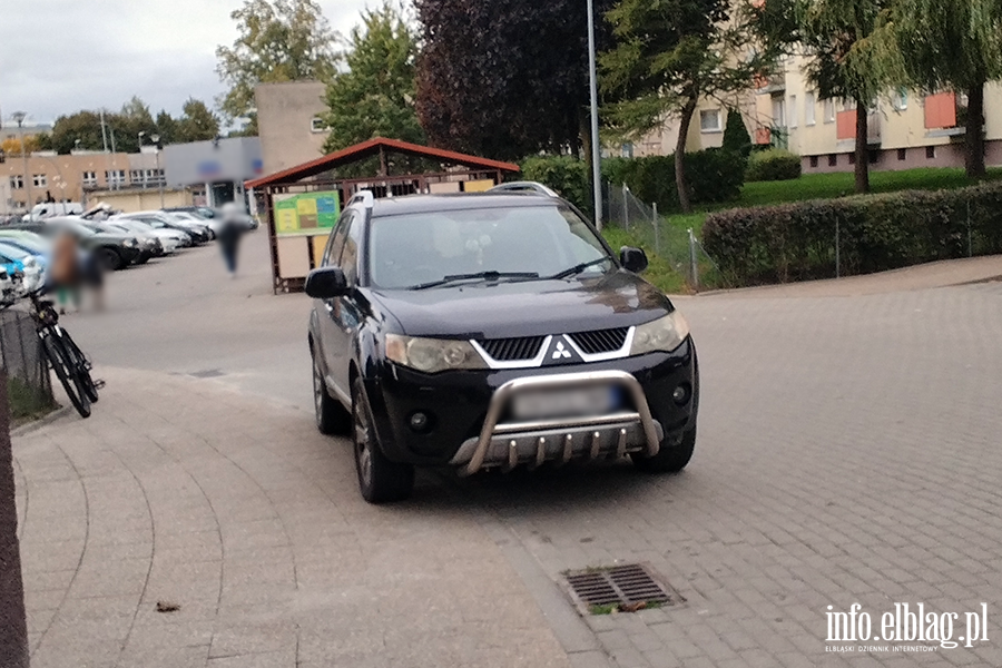 Mistrzowie Parkowania w Elbl�gu (cz�� 511), fot. 10