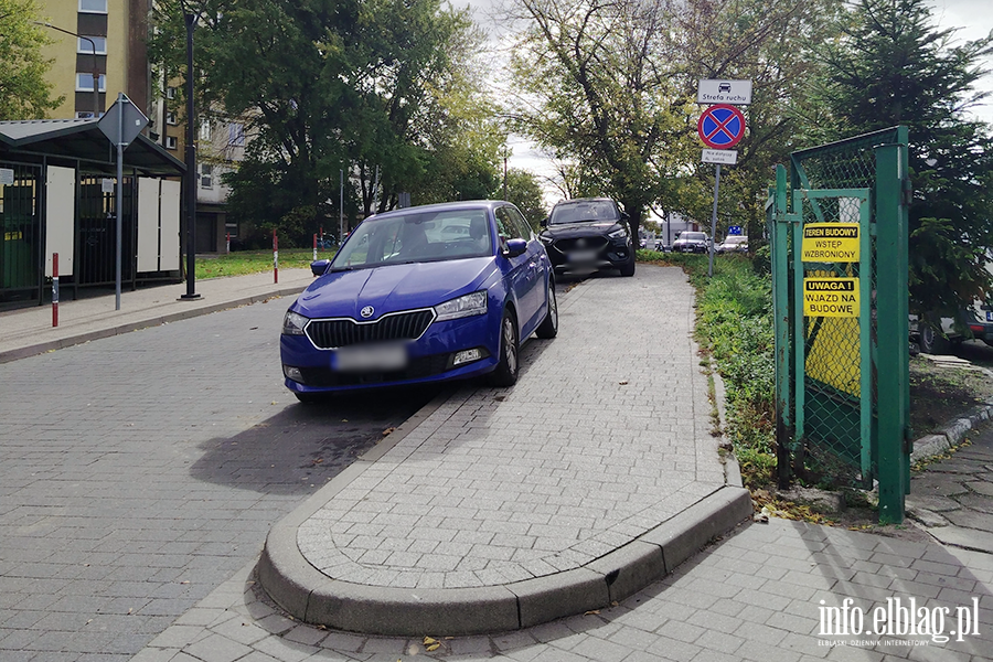 Mistrzowie Parkowania w Elbl�gu (cz�� 512), fot. 8