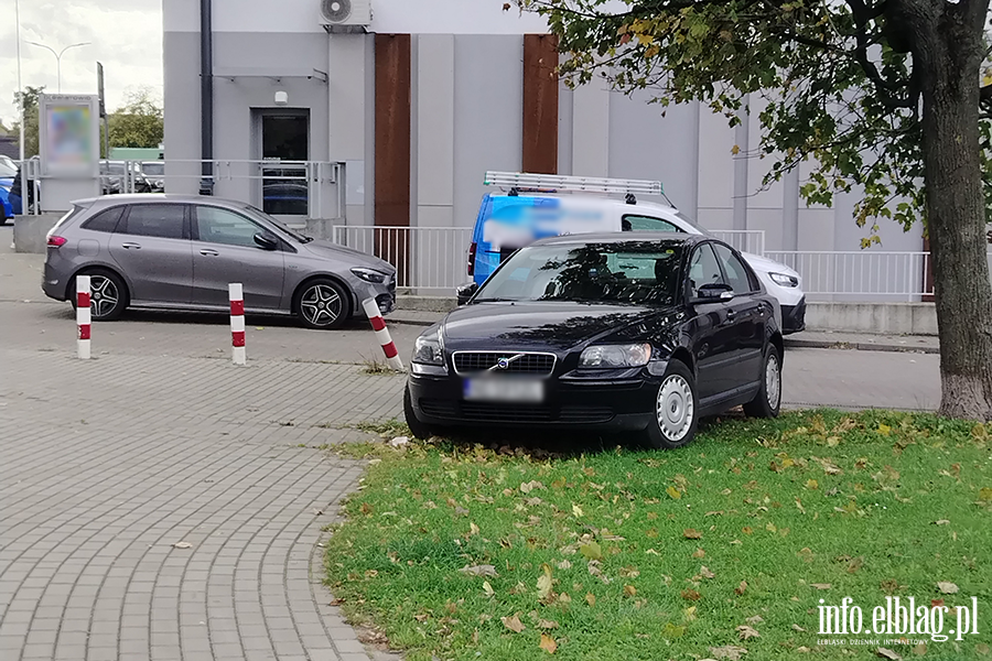 Mistrzowie Parkowania w Elbl�gu (cz�� 512), fot. 10
