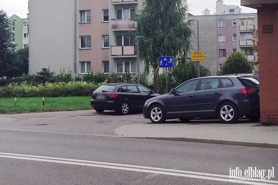 Mistrzowie Parkowania w Elbl�gu (cz�� 513), fot. 1