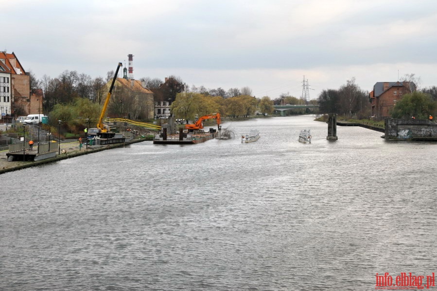 Rozbirka kadki na rzece Elblg wzdu ul. Mostowej, fot. 14