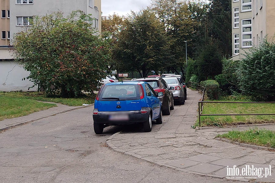 Mistrzowie Parkowania w Elbl�gu (cz�� 515), fot. 3
