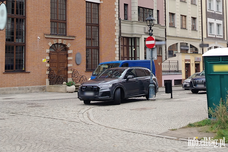 Mistrzowie Parkowania w Elbl�gu (cz�� 515), fot. 11