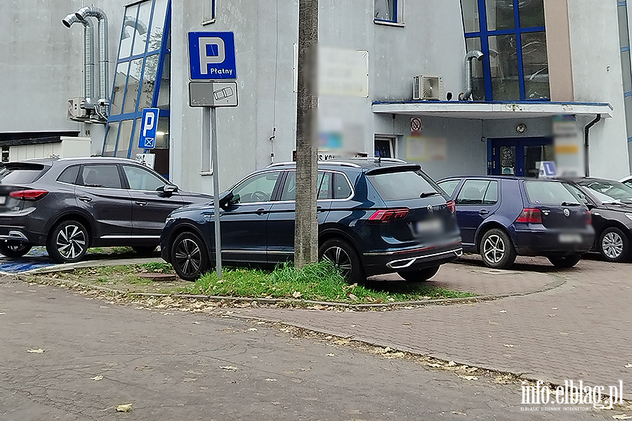 Mistrzowie Parkowania w Elbl�gu (cz�� 516), fot. 7