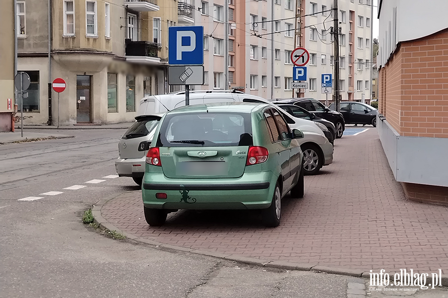 Mistrzowie Parkowania w Elbl�gu (cz�� 518), fot. 4