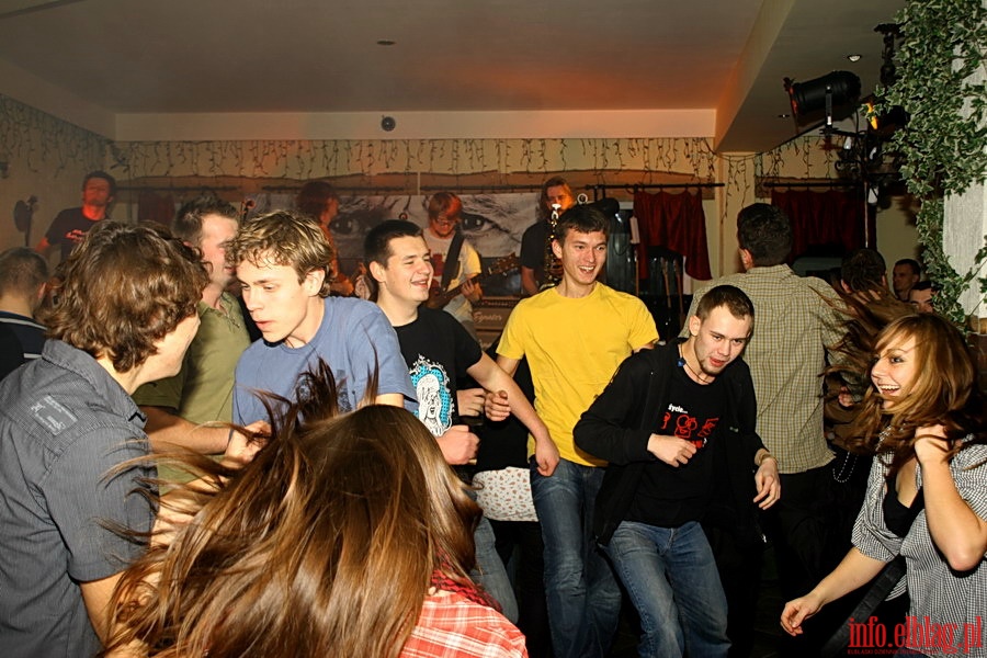 Koncert zespołu Akurat promujący album „Człowiek