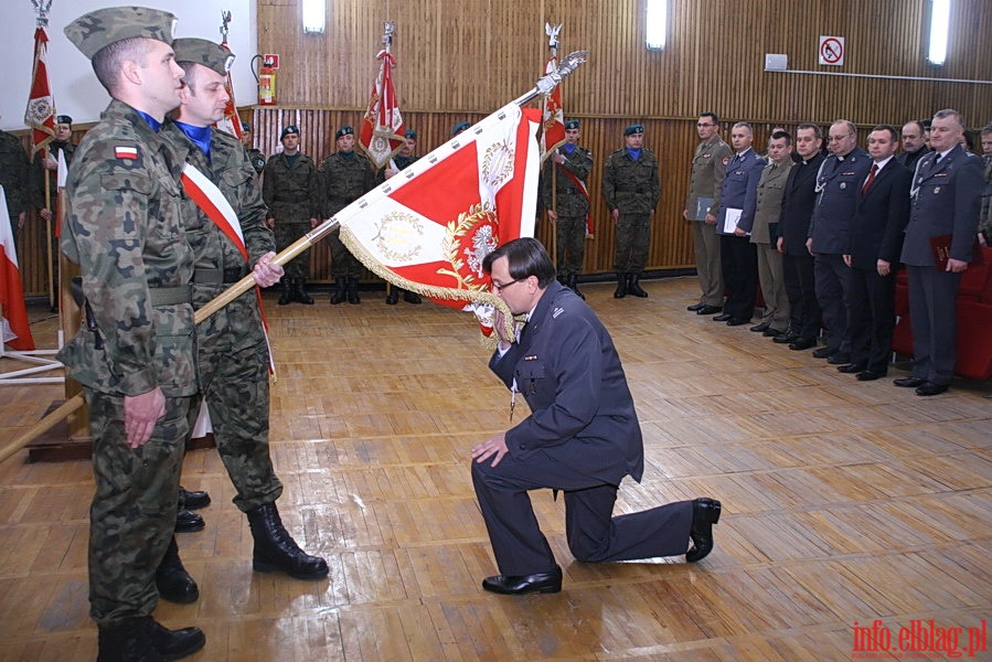 Poegnanie sztandaru 14 batalionu remontu lotnisk w Elblgu, fot. 19