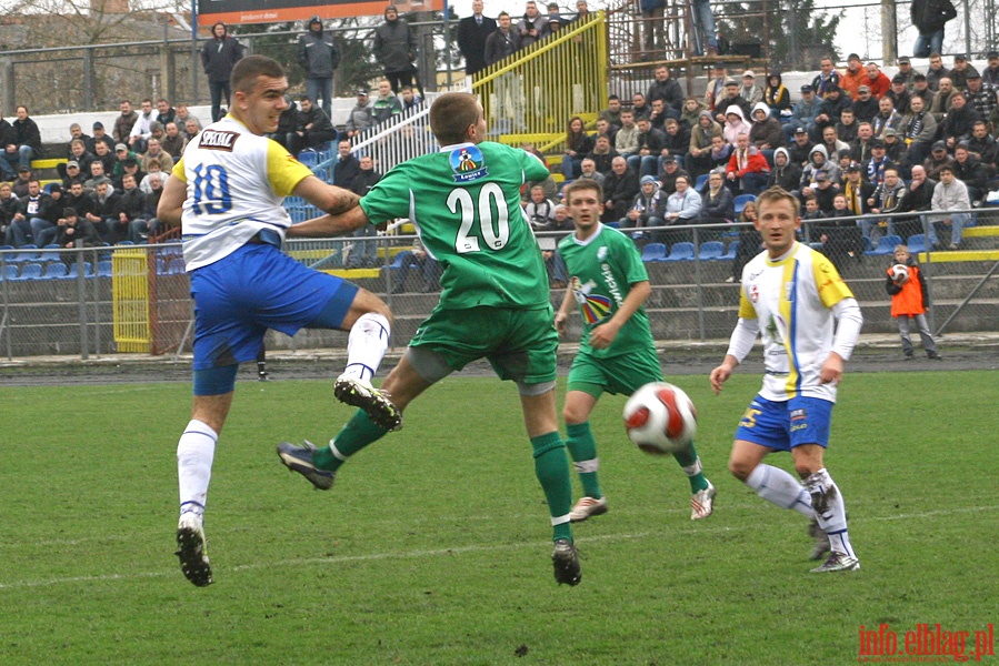Mecz 18 kolejki (zaległej) II ligi: Olimpia Elbląg - Pelikan Łowicz 1-0, fot. 7