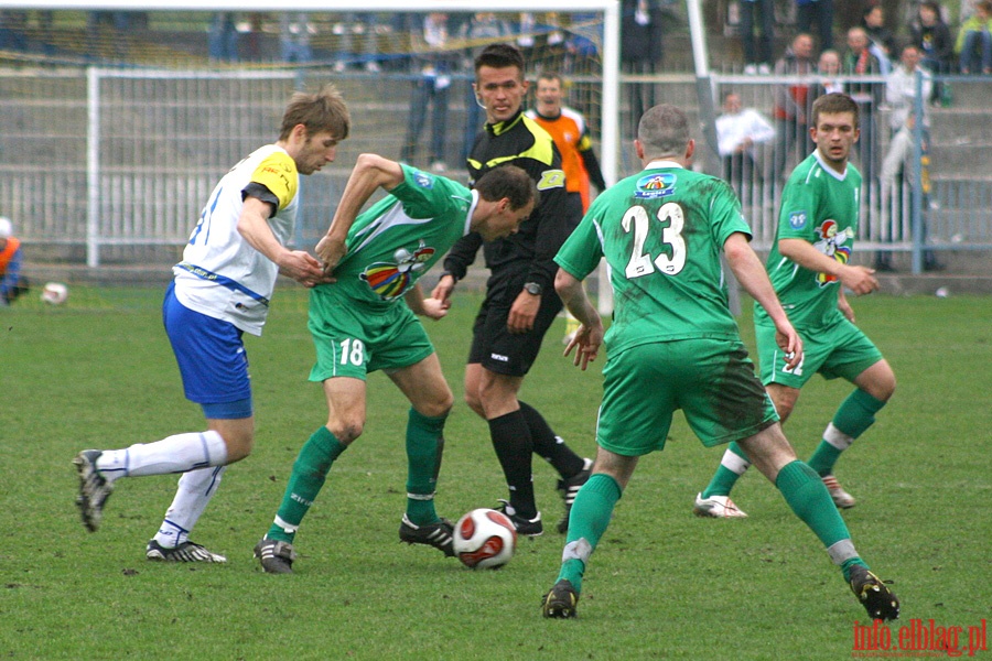 Mecz 18 kolejki (zaległej) II ligi: Olimpia Elbląg - Pelikan Łowicz 1-0, fot. 17