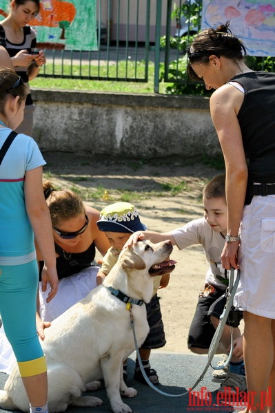 Oficjalne otwarcie w SP nr 21 pierwszego w Elblągu placu zabaw dla dzieci w ramach programu Radosna Szkoła, fot. 7
