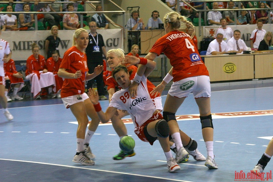 Pierwszy mecz play-off o awans do Mistrzstw Świata 2011 w piłce ręcznej kobiet: Polska - Dania 16-23, fot. 11