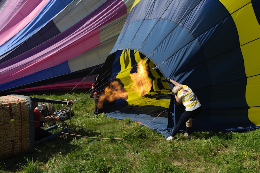 Lotniczy Festyn Rodzinny 2011 na terenie lotniska Aeroklubu Elblskiego, fot. 57
