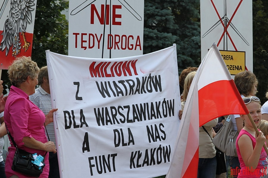 Manifestacja pod siedzib Urzdu Gminy Elblg przeciwko planowanej budowie siowni wiatrowych w Janowie, fot. 4