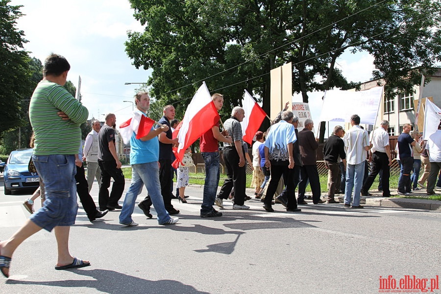 Manifestacja pod siedzib Urzdu Gminy Elblg przeciwko planowanej budowie siowni wiatrowych w Janowie, fot. 8