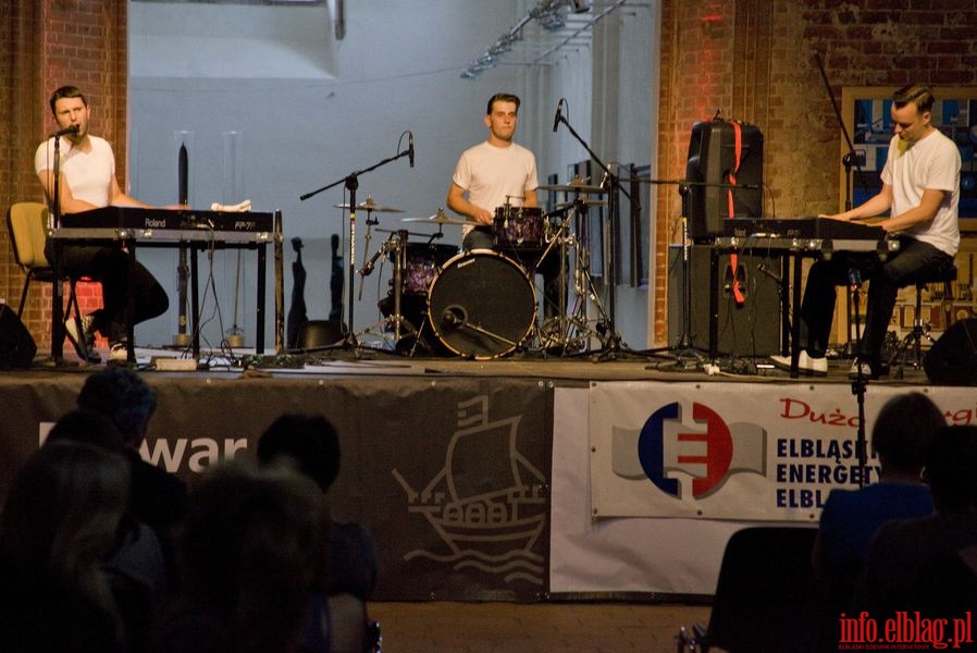  Koncert Boogie Boys w Galerii EL podczas 8 Lata Jazzowo-Bluesowego, fot. 15