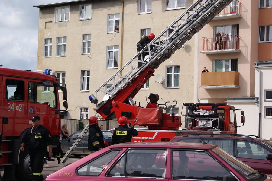 Poar budynku mieszkalnego przy ulicy Zwizku Jaszczurczego, fot. 5