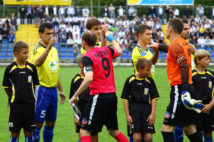 Mecz 8 kolejki I ligi: Olimpia Elblg - Warta Pozna 0-2, fot. 3