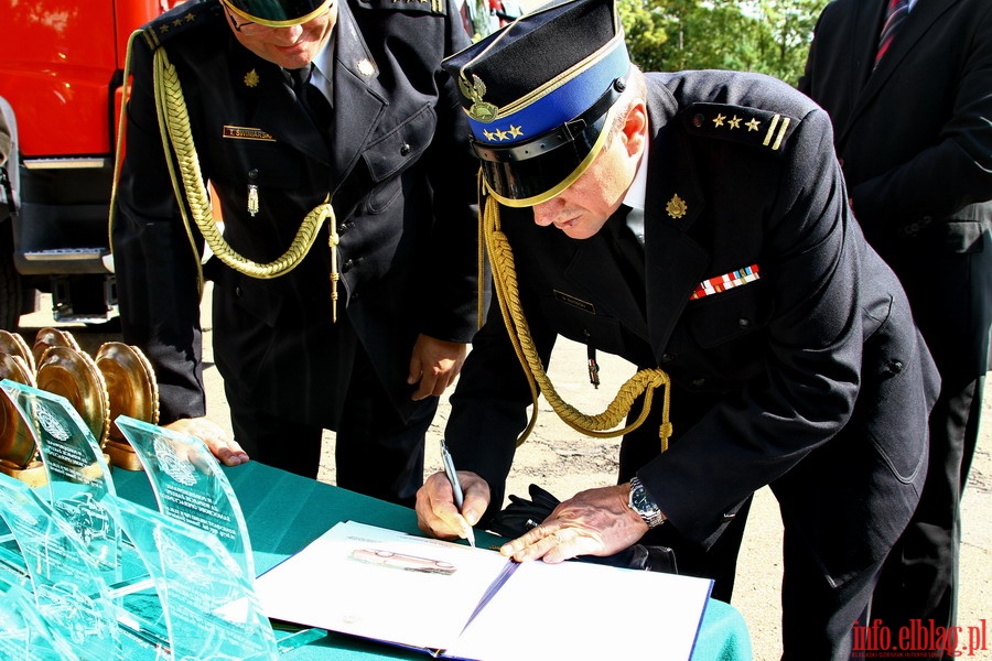 Przekazanie terenowego samochodu operacyjnego dla KM PSP w Elblągu, fot. 12