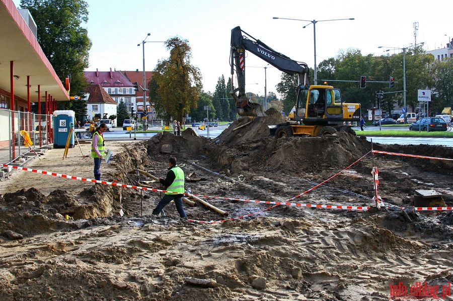 Rozbirka budynku przy ul. Ratuszowej 10 oraz przebudowa skrzyowania ulic 12 Lutego - Grota Roweckiego - Armii Krajowej, fot. 13