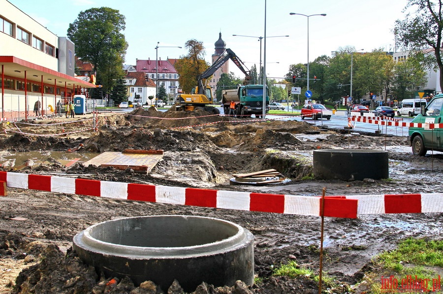 Rozbirka budynku przy ul. Ratuszowej 10 oraz przebudowa skrzyowania ulic 12 Lutego - Grota Roweckiego - Armii Krajowej, fot. 16