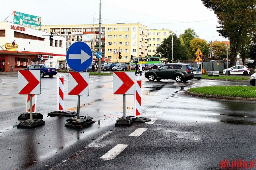 Rozbirka budynku przy ul. Ratuszowej 10 oraz przebudowa skrzyowania ulic 12 Lutego - Grota Roweckiego - Armii Krajowej, fot. 22