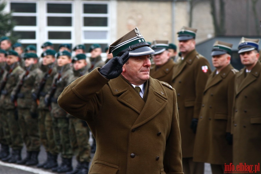 Pożegnanie sztandaru 13 Elbląskiego Pułku Przeciwlotniczego, fot. 2
