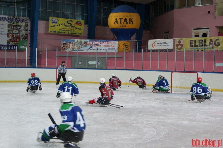 VI Midzynarodowy Turniej Hokeja na Sledach - mecz finaowy Polska-Rosja, fot. 1