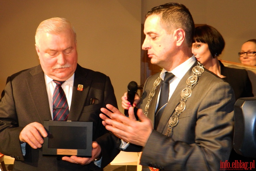 Wrczenie tytuu Honorowego Obywatela Elblga Prezydentowi Lechowi Wasie, fot. 12