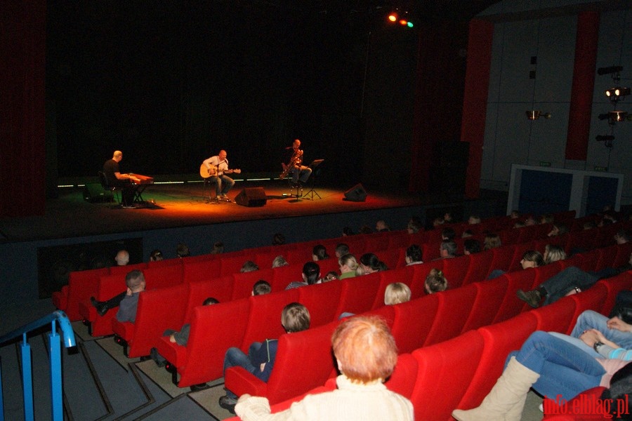 Poniedziałkowy koncert charytatywny poświęcony Amelce w CSE Światowid , fot. 2