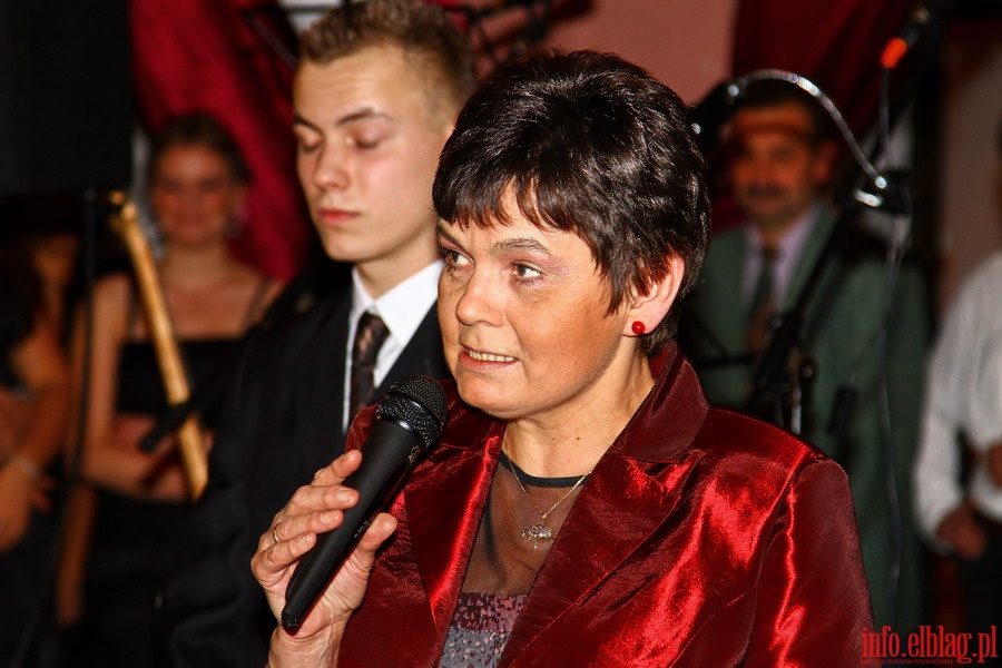 Studniówka V Liceum Ogólnokształcącego - rok 2012, fot. 15