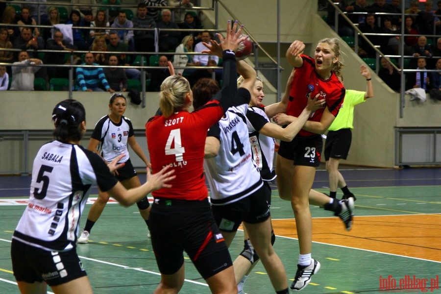 Mecz grupy spadkowej Superligi kobiet: Start Elbląg - Pogoń Szczecin, fot. 5