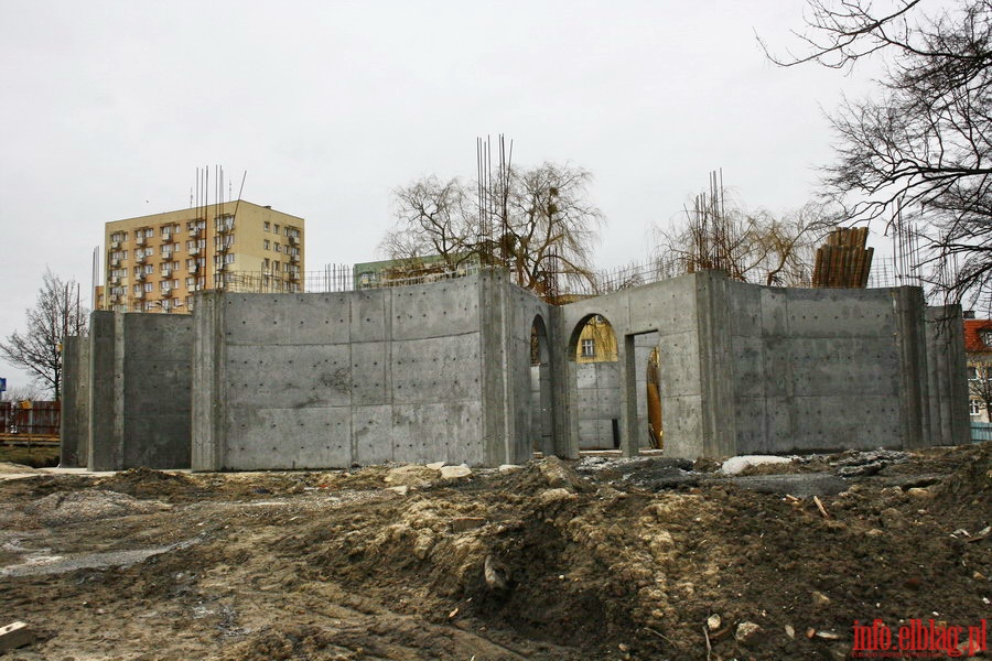 Budowa cerkwi greckokatolickiej przy ul. Traugutta - wiosna 2012 r., fot. 10