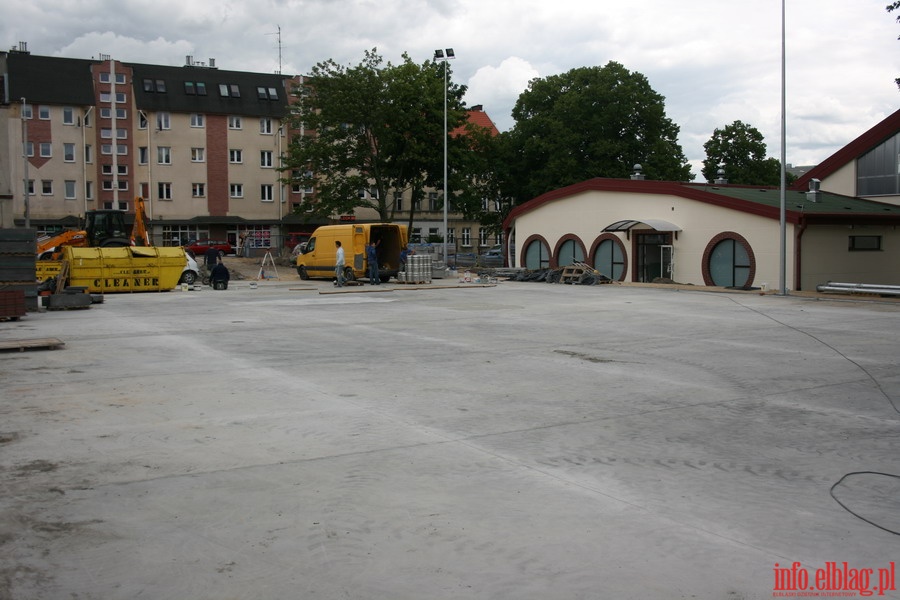 Budowa hali sportowej przy Gimnazjum nr 9 na ul. Browarnej - maj 2012, fot. 5