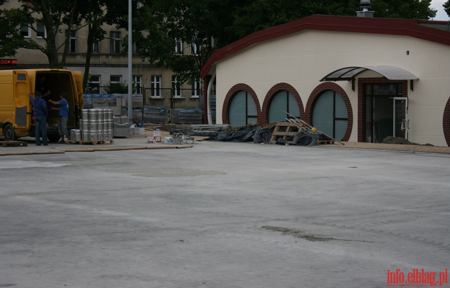 Budowa hali sportowej przy Gimnazjum nr 9 na ul. Browarnej - maj 2012, fot. 6