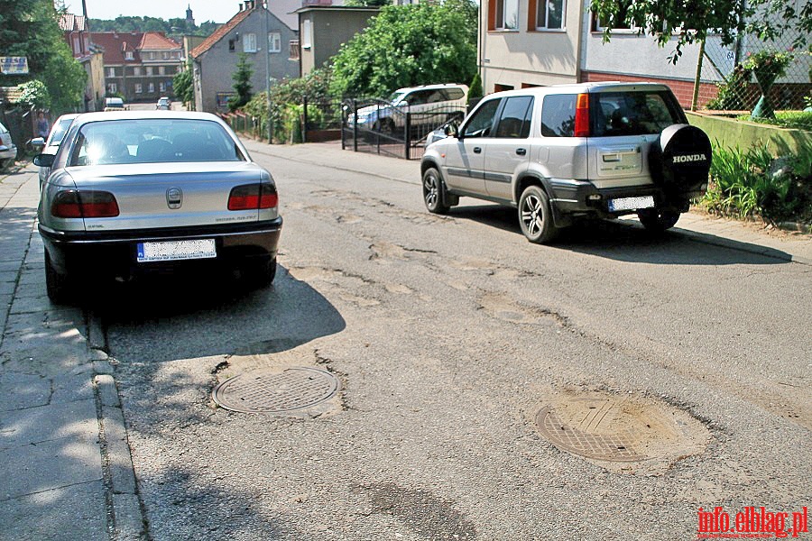 Fatalny stan jezdni i chodnikw na ulicy Piechoty w Elblgu, fot. 6