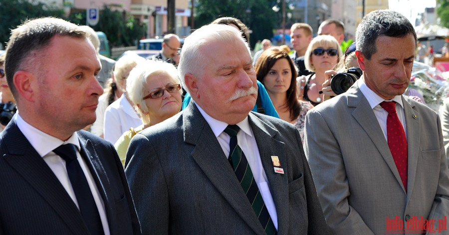 Odsonicie przez Lecha Was tablicy pamitkowej, na budynku Regionu Elblskiej Solidarnoci, fot. 19