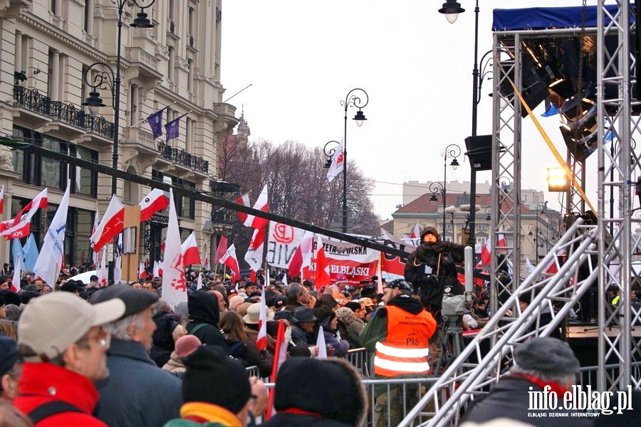 Warszawskie obchody upamiętniające trzecią rocznicę katastrofy smoleńskiej , fot. 16