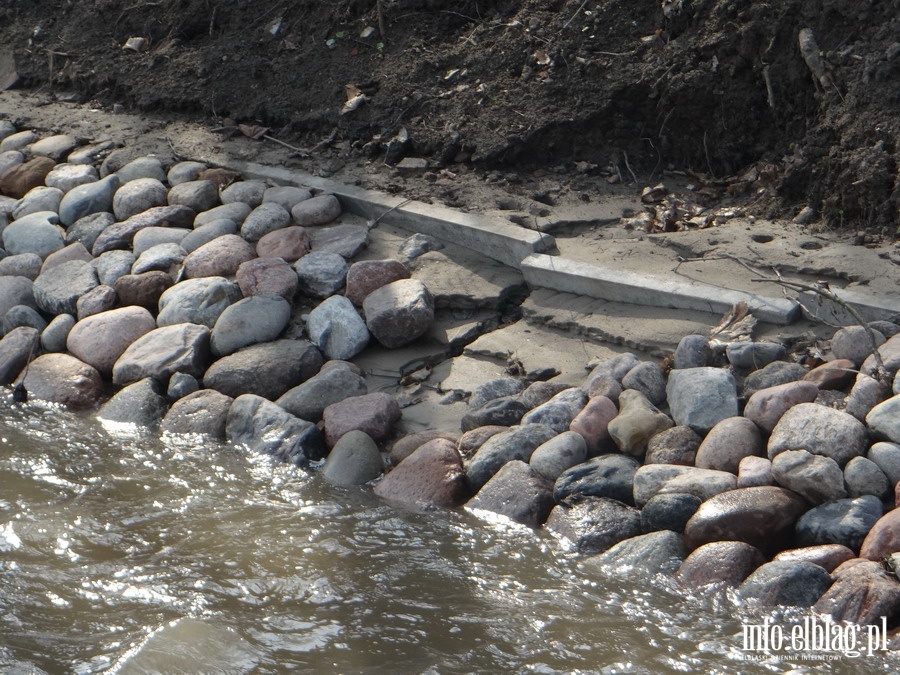 Regulacja rzeki Kumieli - kwiecie 2013r., fot. 11
