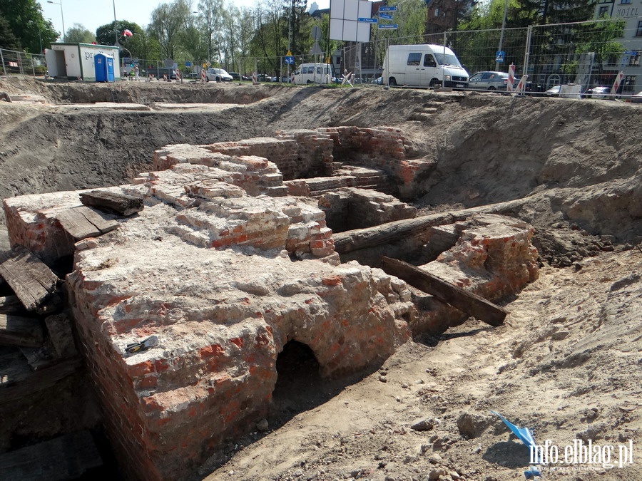 Ratownicze badania archeologiczne na Placu Sowiaskim - maj 2013, fot. 3