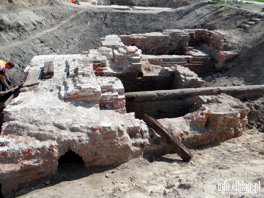 Ratownicze badania archeologiczne na Placu Sowiaskim - maj 2013, fot. 4